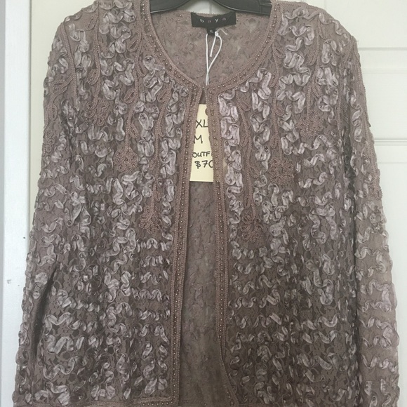 2 Piece Jacket and Pant suit in shades of taupe and brown. Pant is M. Jkt is XL - Picture 2 of 12